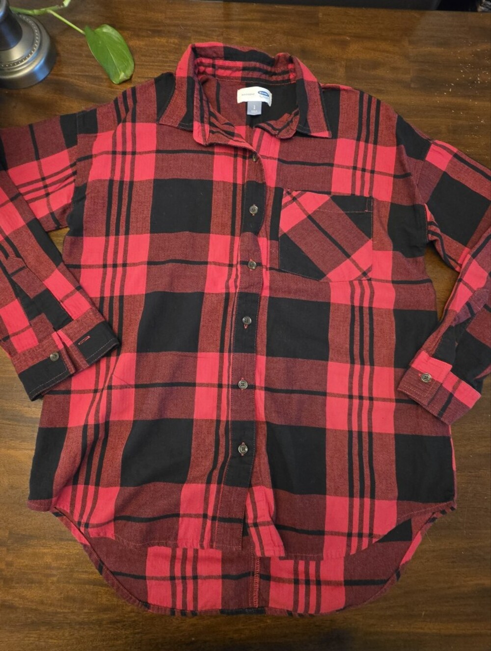 Old Navy Plaid Flannel "The Boyfriend Shirt" Red & Black Buffalo Check Size S